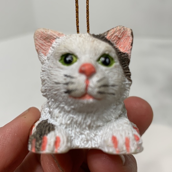 Vintage ornament tabby cat - Picture 3 of 9